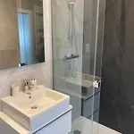 Krzysztofa Bochusa * 耶莱尼亚古拉