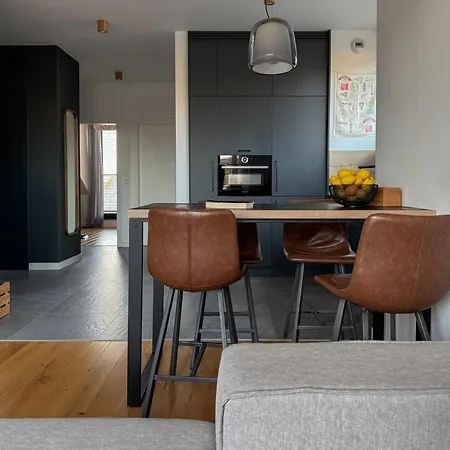 Krzysztofa Bochusa Apartment Jelenia Gora