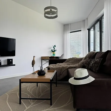 Krzysztofa Bochusa Apartment *