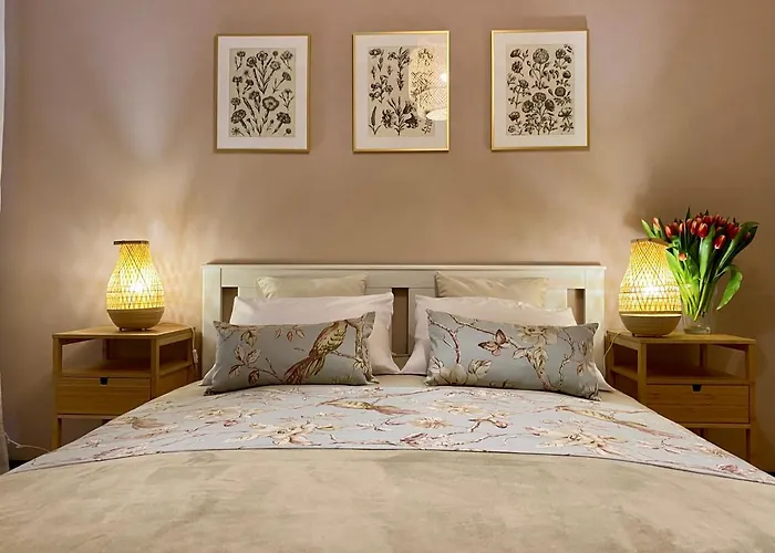 Krzysztofa Bochusa 아파트 *